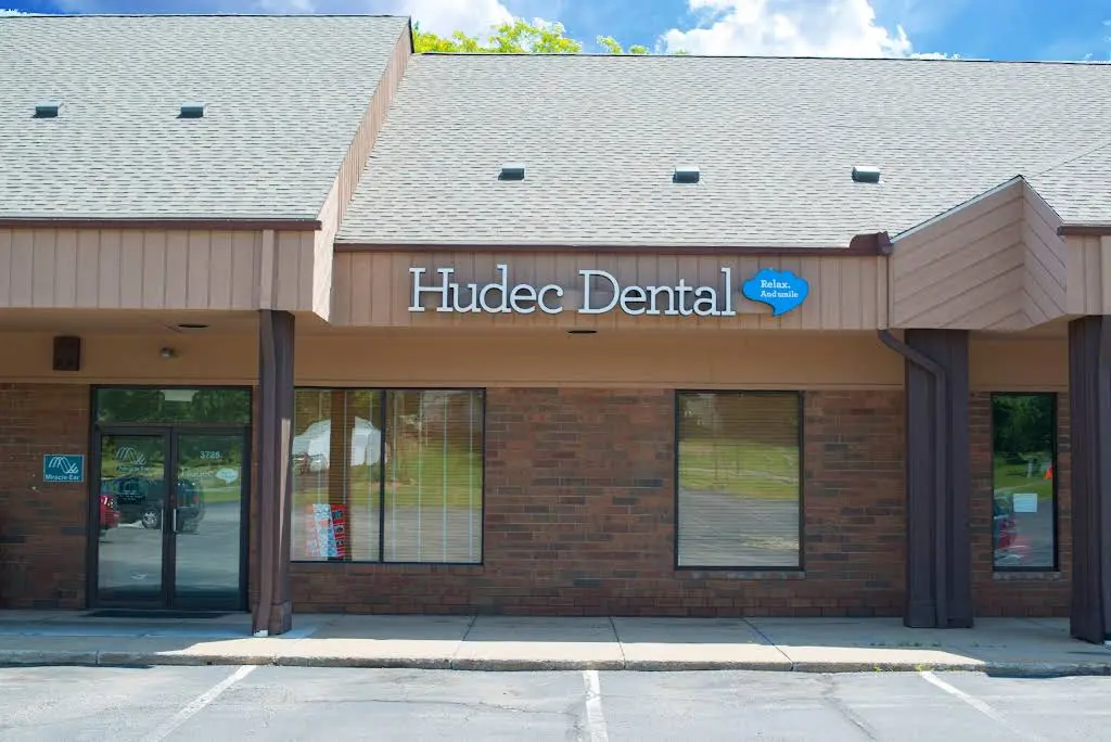 Hudec Dental