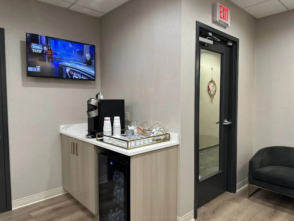 Royalton Dental Associates: Daniel Florian, DMD