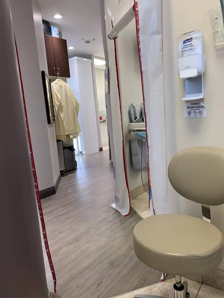 Queensway Dental - Professional dental clinic exterior with modern facilities