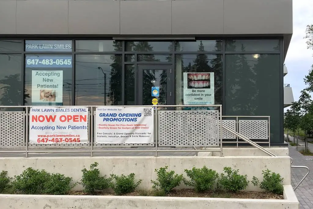 Park Lawn Smiles Dental Etobicoke