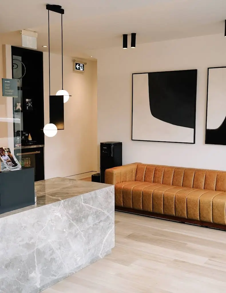 KM Dental Group - Queensway