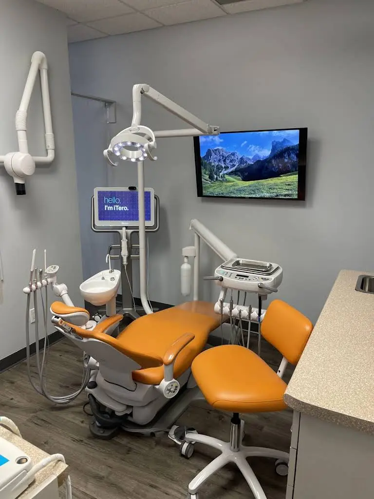 Metro East Dental Centre - Professional dental clinic exterior with modern facilities