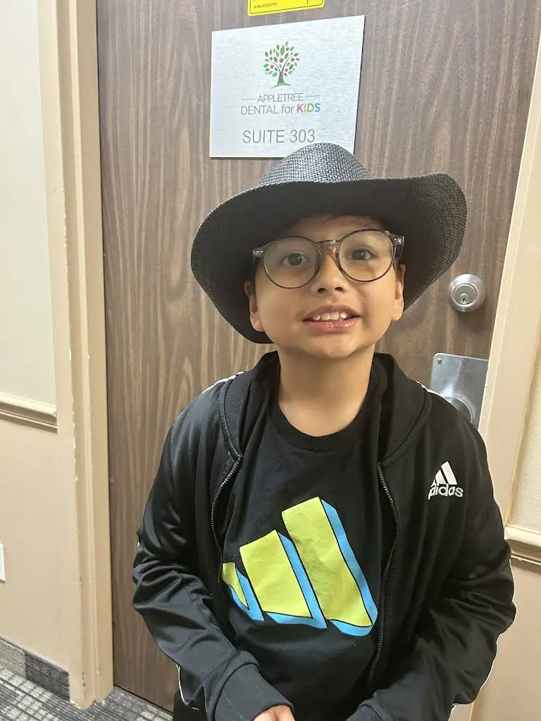 Apple Tree Dental For Kids, Willowdale