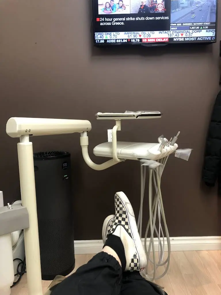 Davenport Dental Clinic — Dr. Jonathan Center DDS - Professional dental clinic exterior with modern facilities