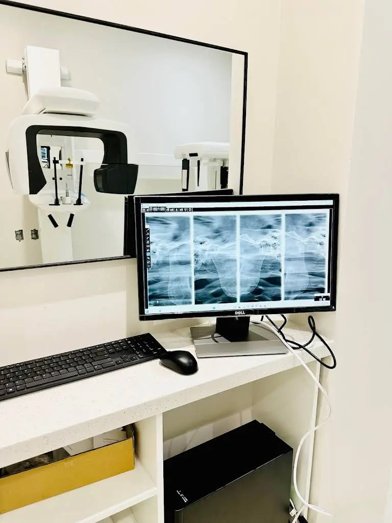 Dr. Tony He Dental Clinic