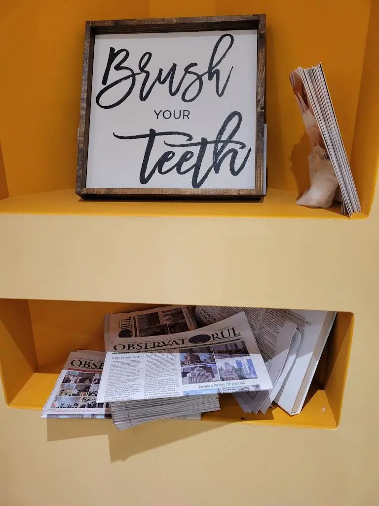 Laura Petconi Dentistry