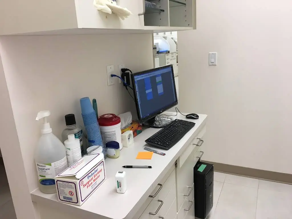 M Plaza Dental Centre