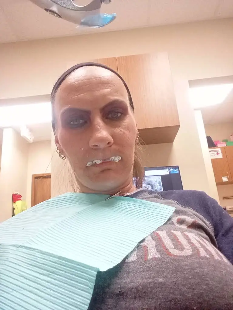 Affordable Dentures & Implants