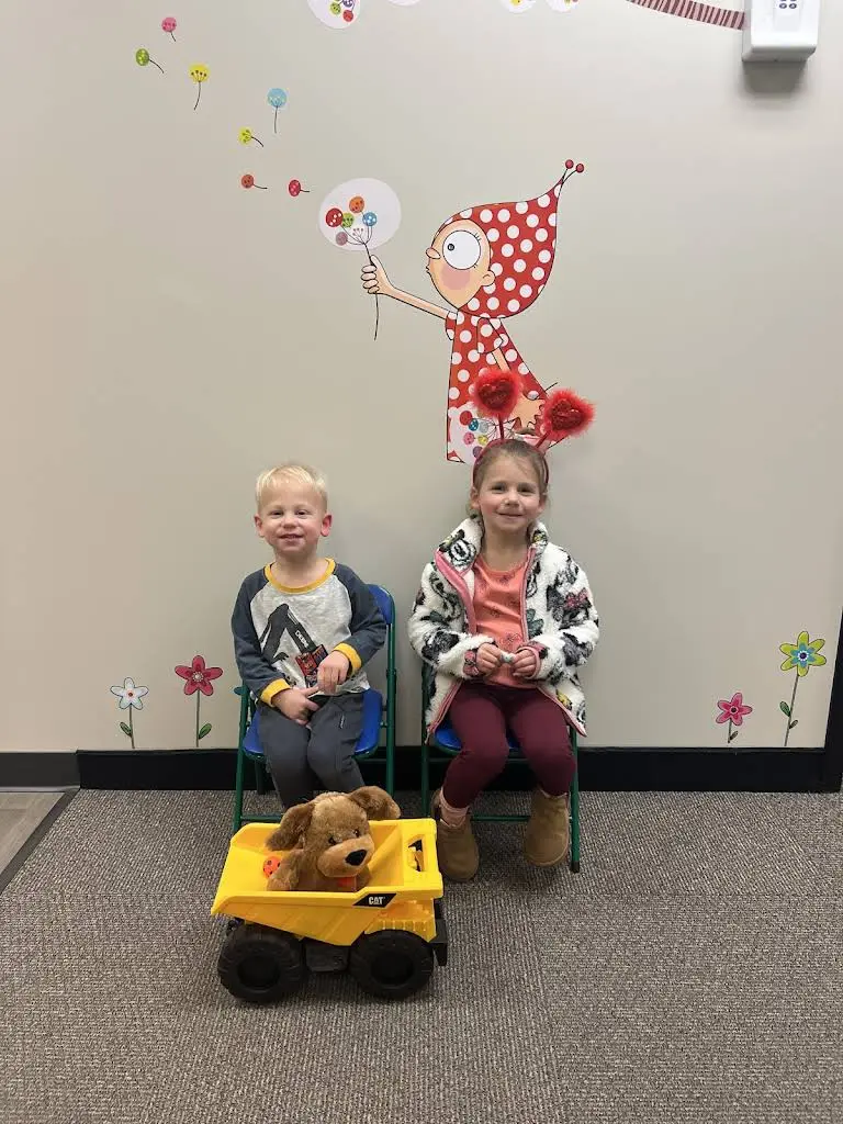 Giggles and Grins Pediatric Dentistry