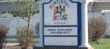 Dentistry 4 Kids - Commercial Dr