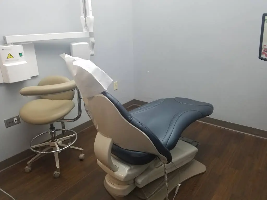 Fixari Family Dental