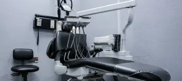 Woodside Square Dental