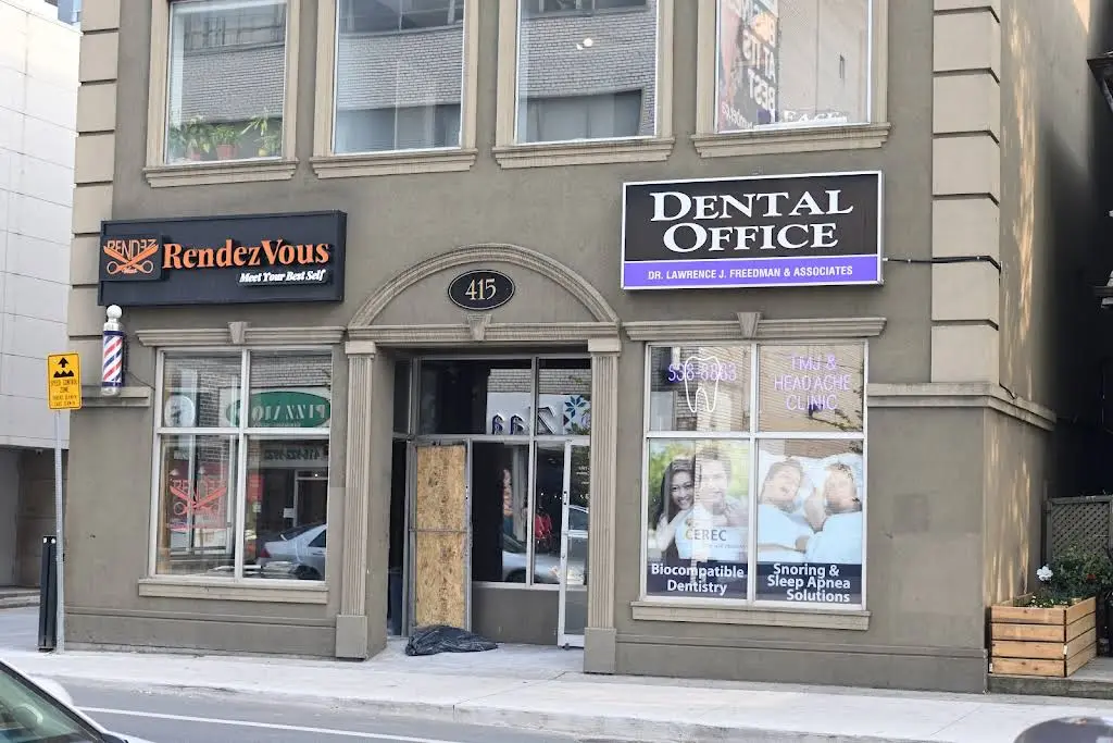 Bloor Dental Health Centre | Dr. Lawrence Freedman