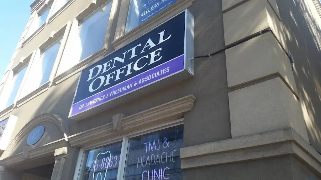 Bloor Dental Health Centre | Dr. Lawrence Freedman