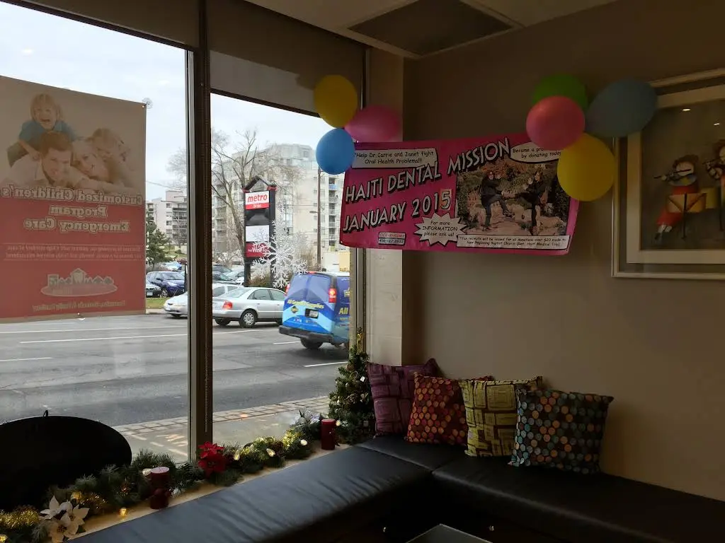 Your Neighbourhood Dentist - Leaside
