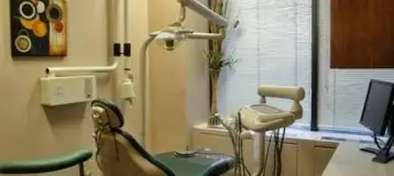 Parkway Place Dental - Dr. Daniel Munteanu