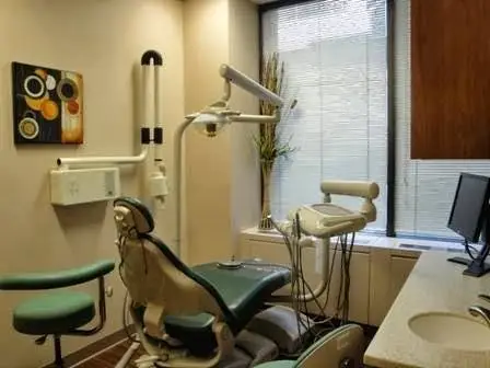 Parkway Place Dental - Dr. Daniel Munteanu