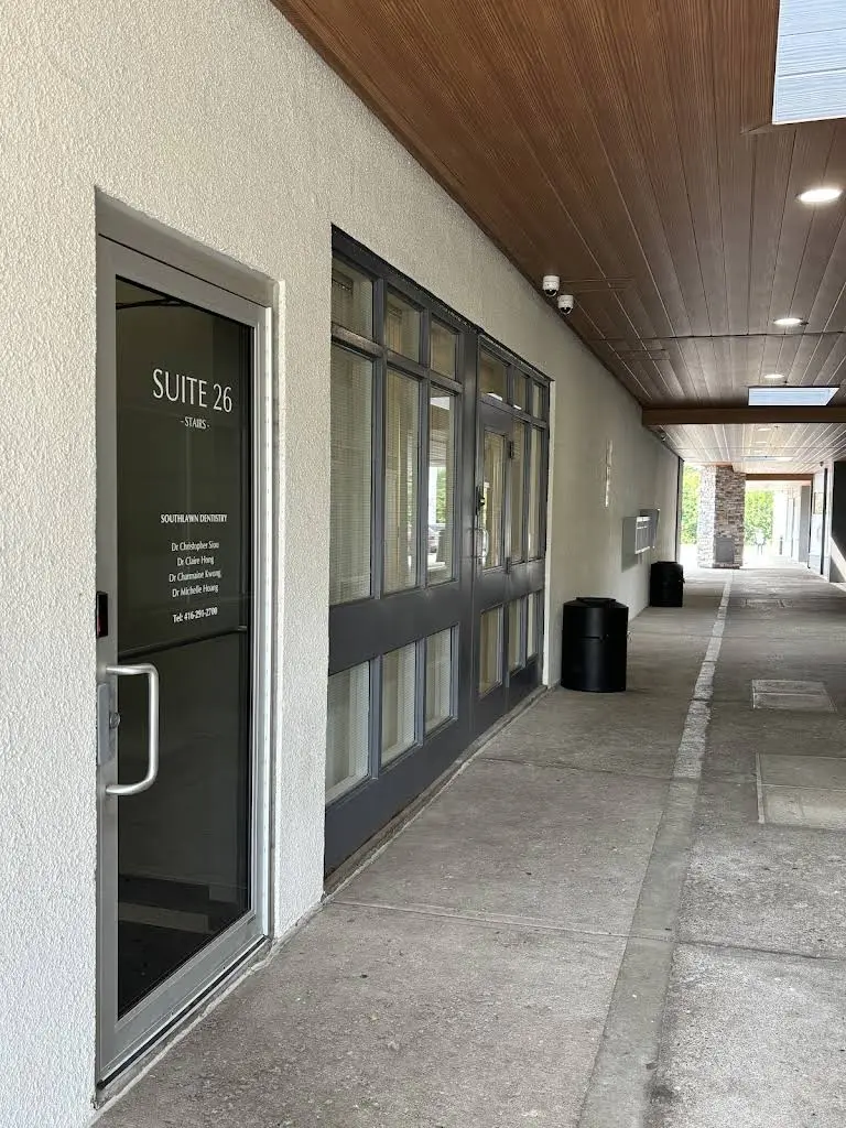 Southlawn Dentistry - Professional dental clinic exterior with modern facilities