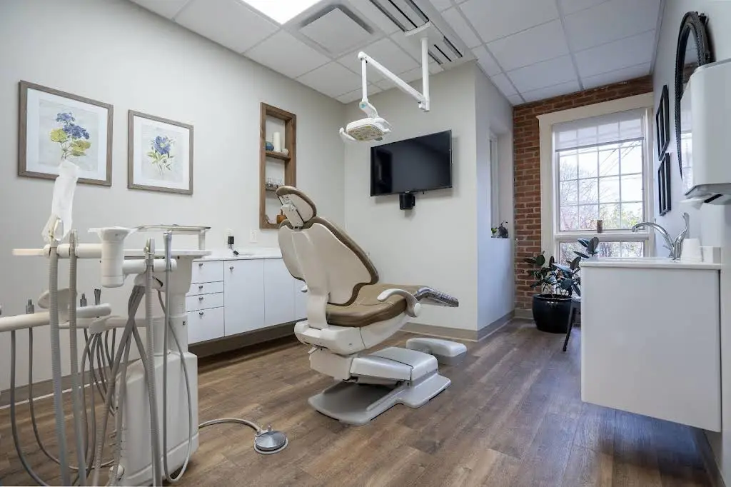 Community Roots Family & Implant Dentistry
