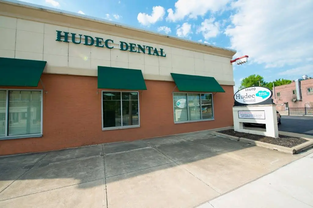 Hudec Dental