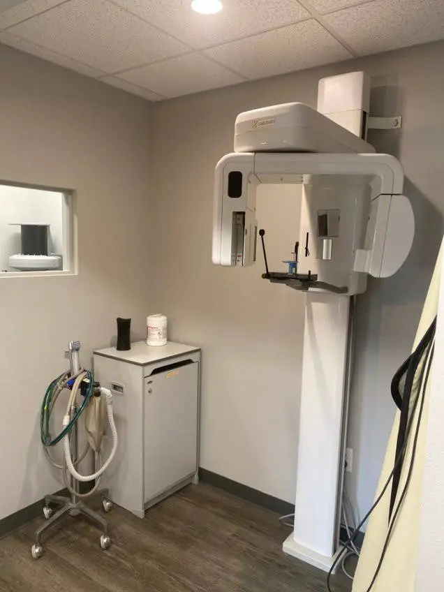 Huguenin Family Dental