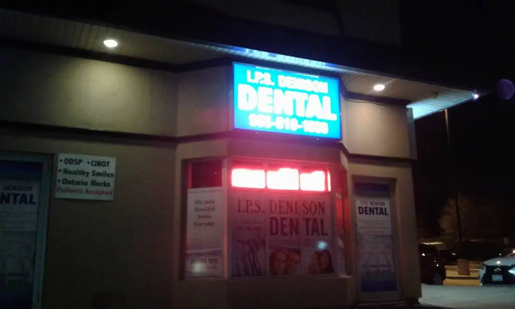 Denison Dental Centre