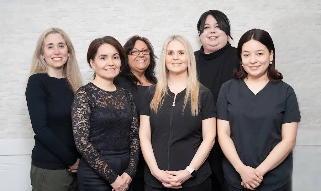 College Street Dentistry - Professional dental clinic exterior with modern facilities