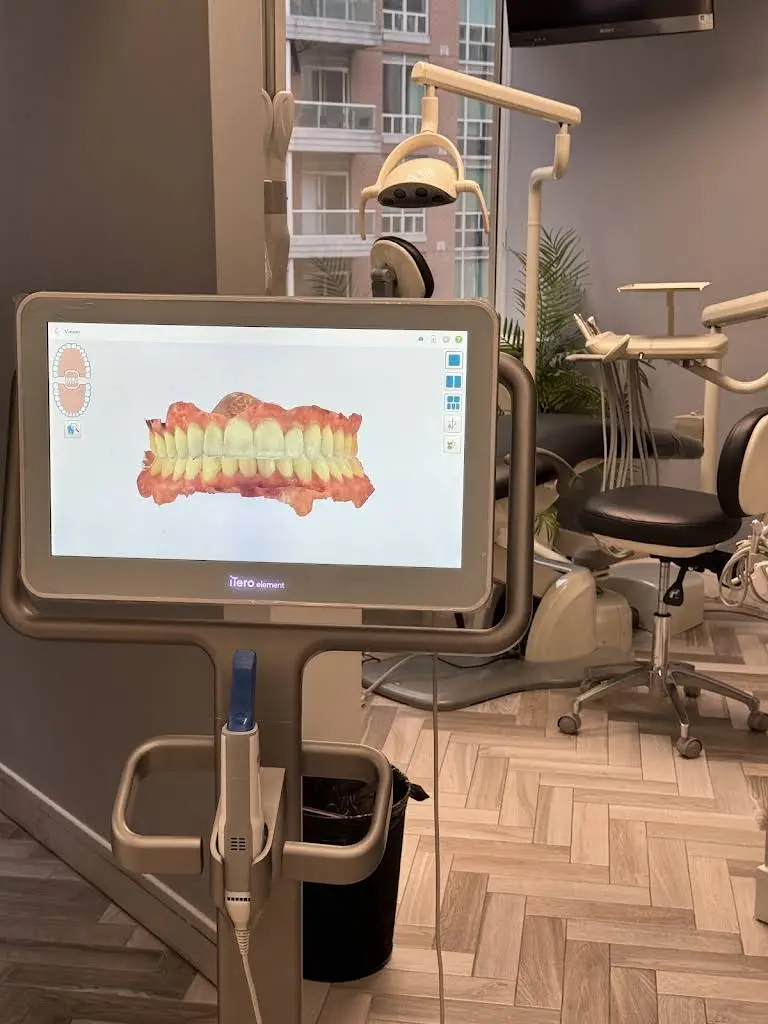 Yorkville Dental - Dr. Shannon Hobbs