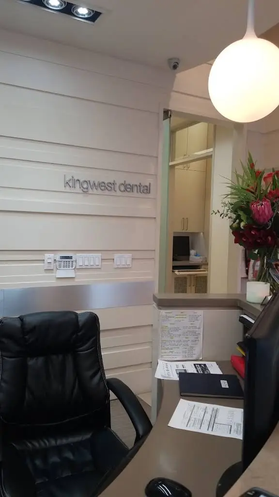 Kingwest Dental