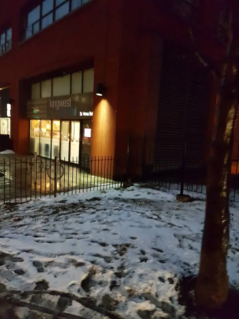 Kingwest Dental