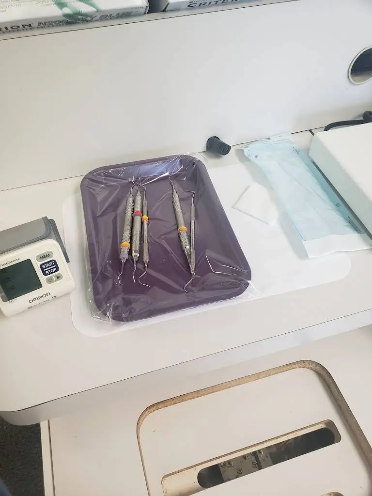 Fixari Family Dental