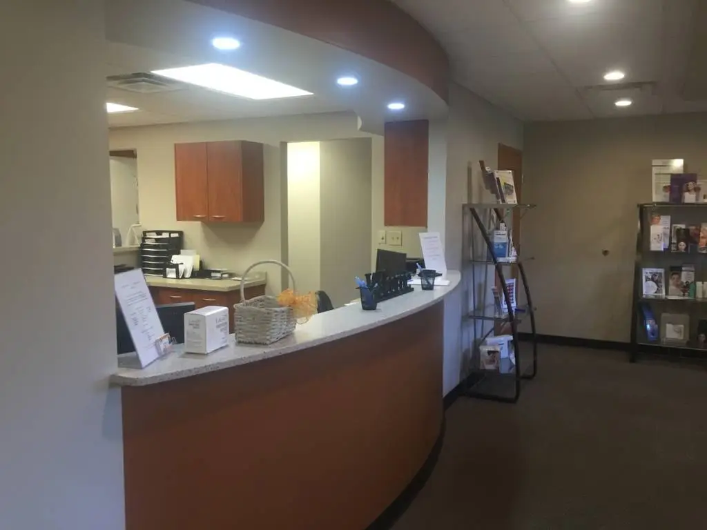 Glacial Dental - Dr. Michael Alsouss, DDS