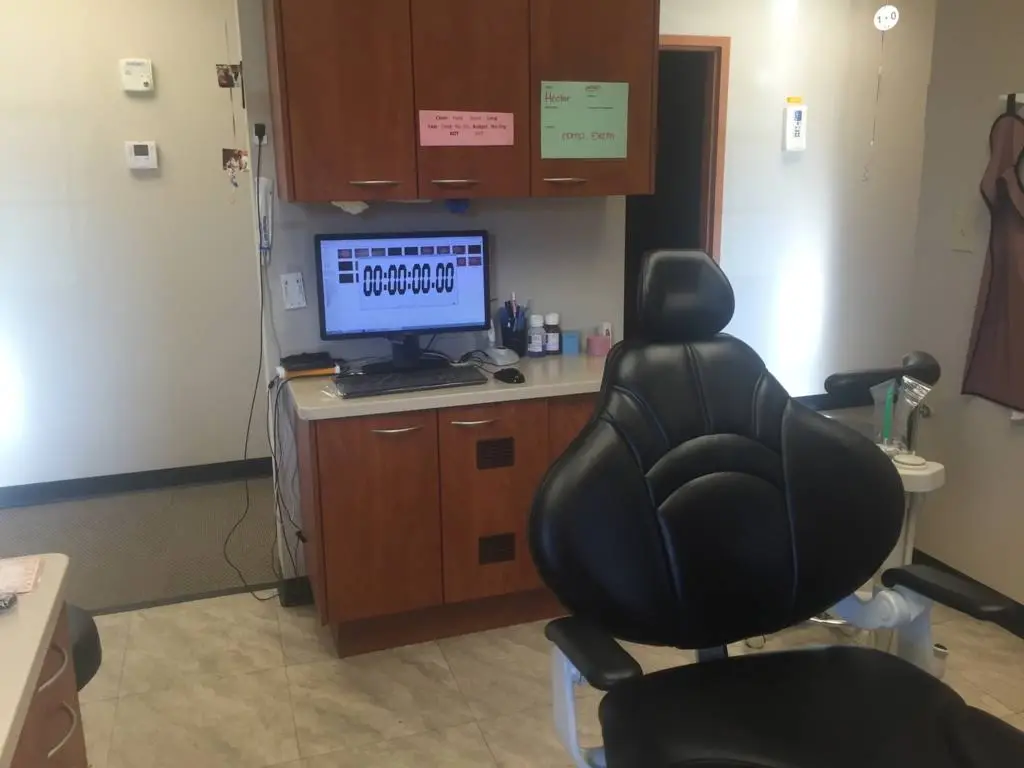 Glacial Dental - Dr. Michael Alsouss, DDS
