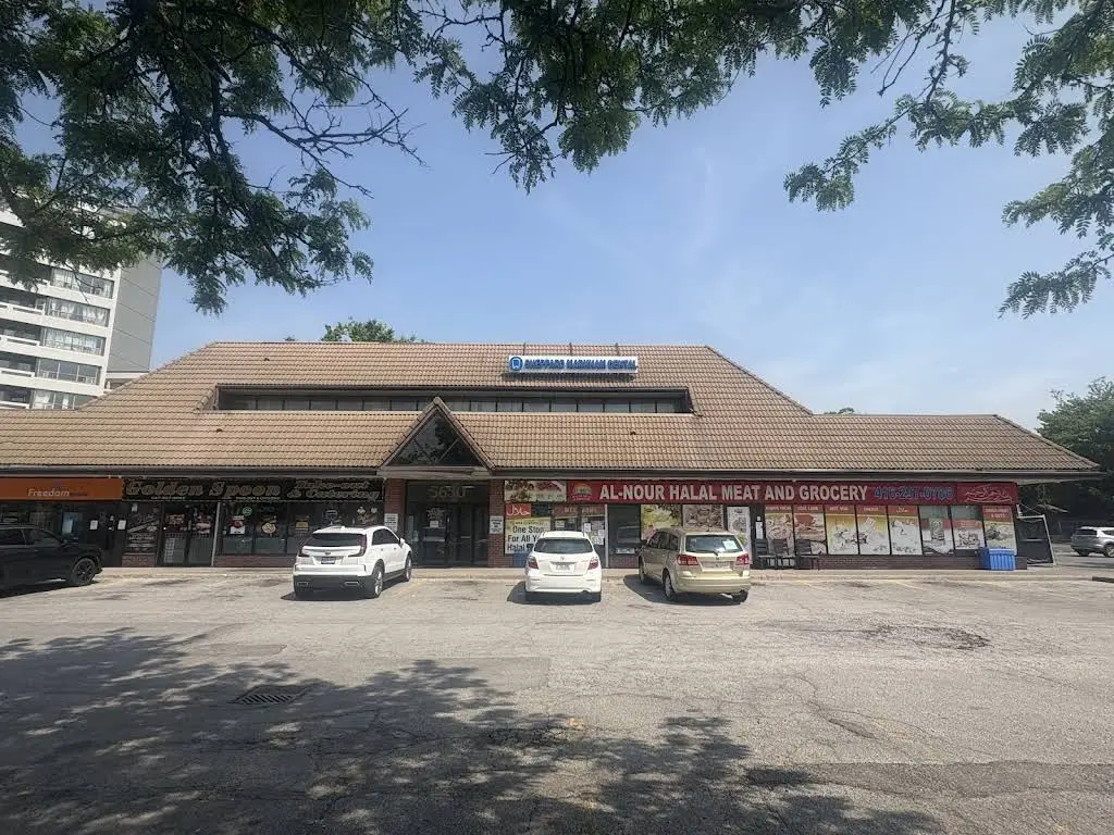 Sheppard Markham Dental - Professional dental clinic exterior with modern facilities