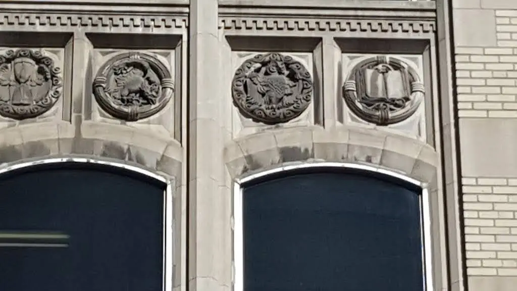 Dundas & University Dental Clinic