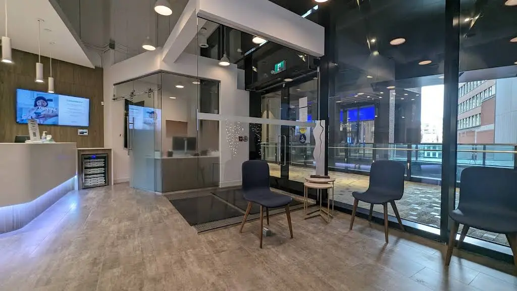 Live Well Dental Downtown Toronto