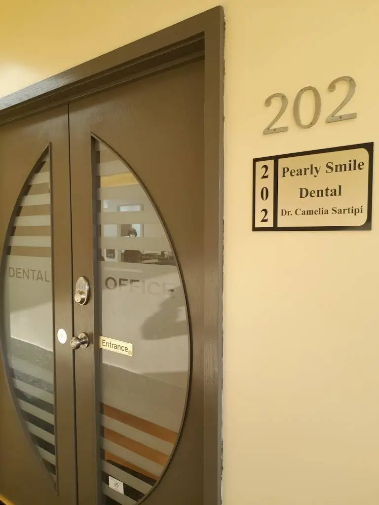 Pearly Smile Dental Clinic