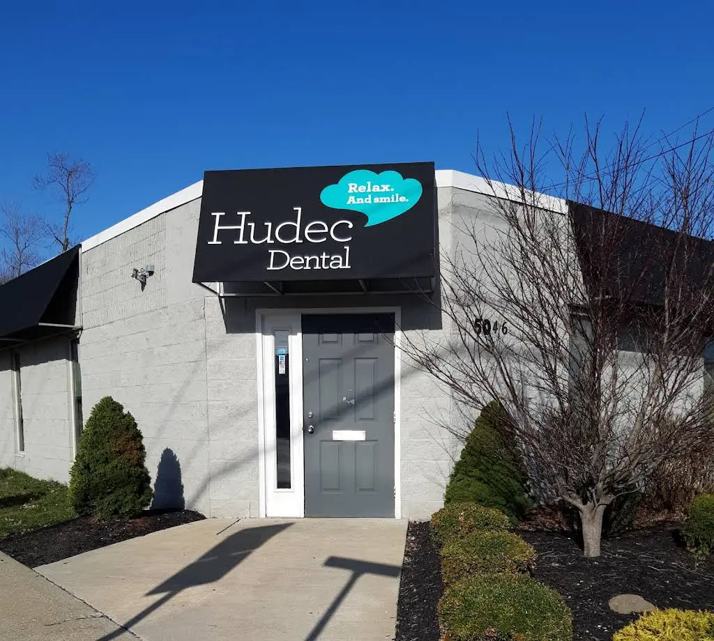 Hudec Dental