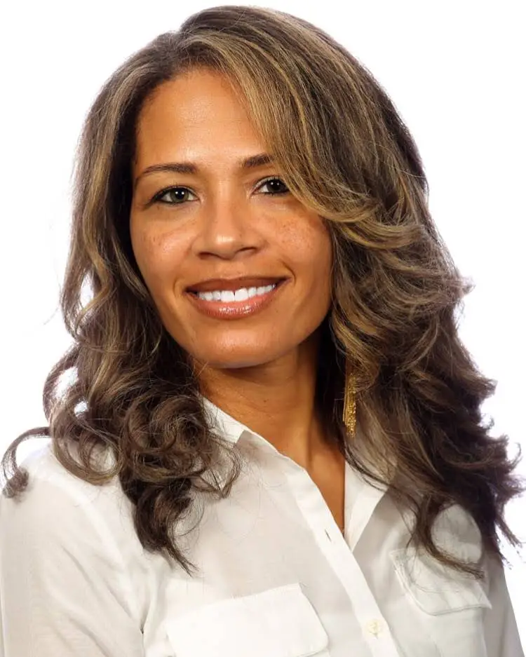 VIP Smiles: Dr. Lucia Johnson