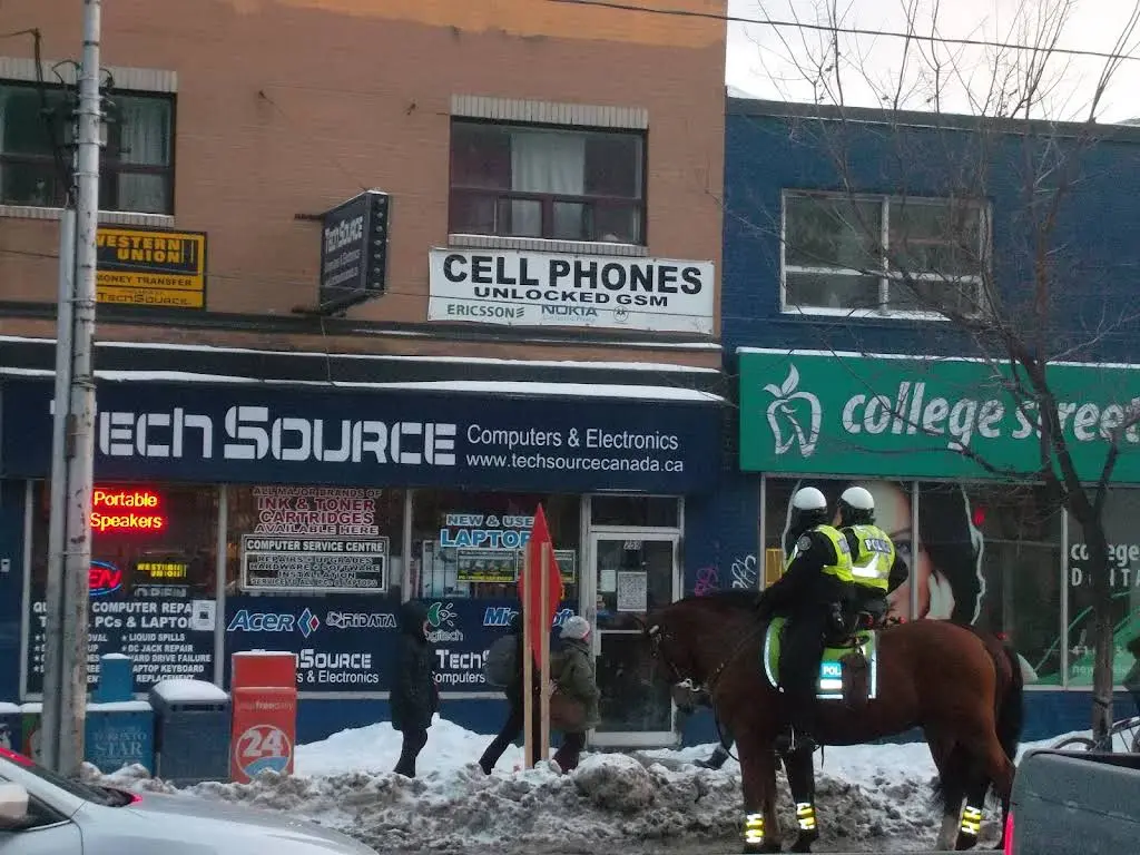 College Street Dental