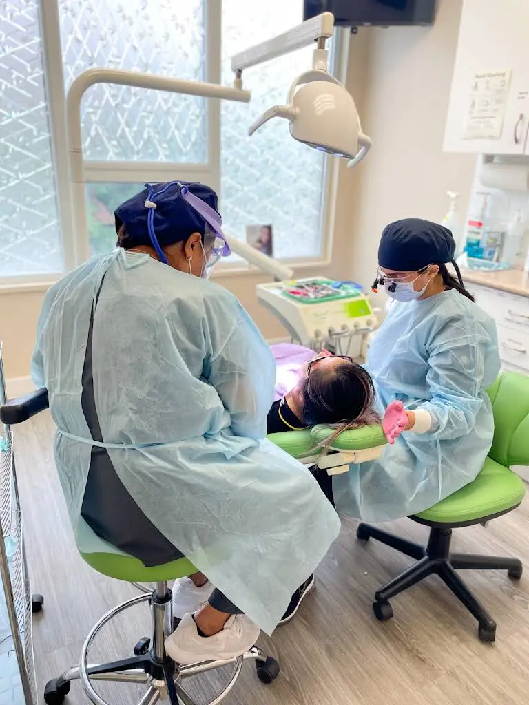 Universal Smile Dental