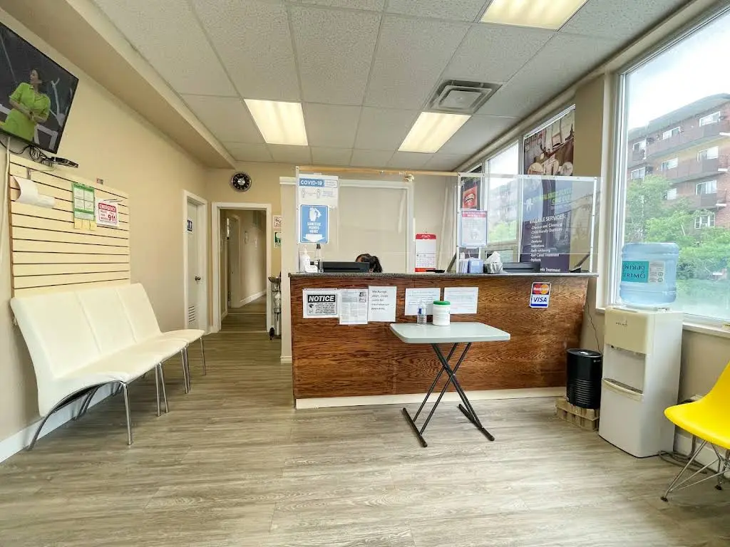 Universal Smile Dental