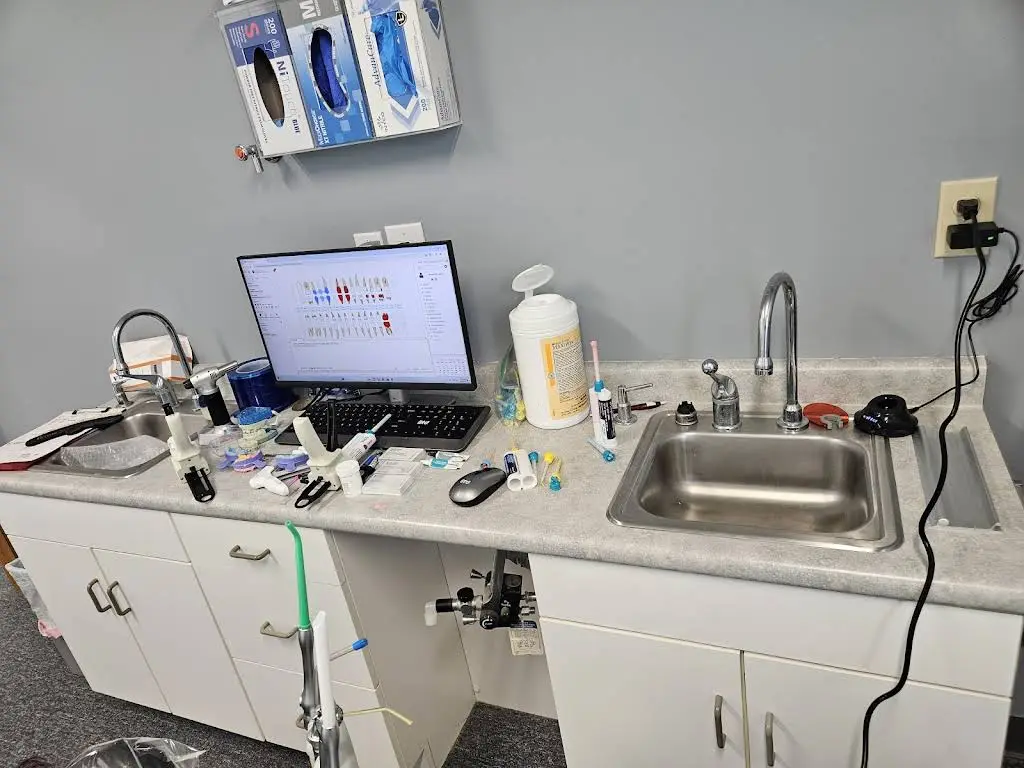 Urgent Dental Center & Family Dentistry