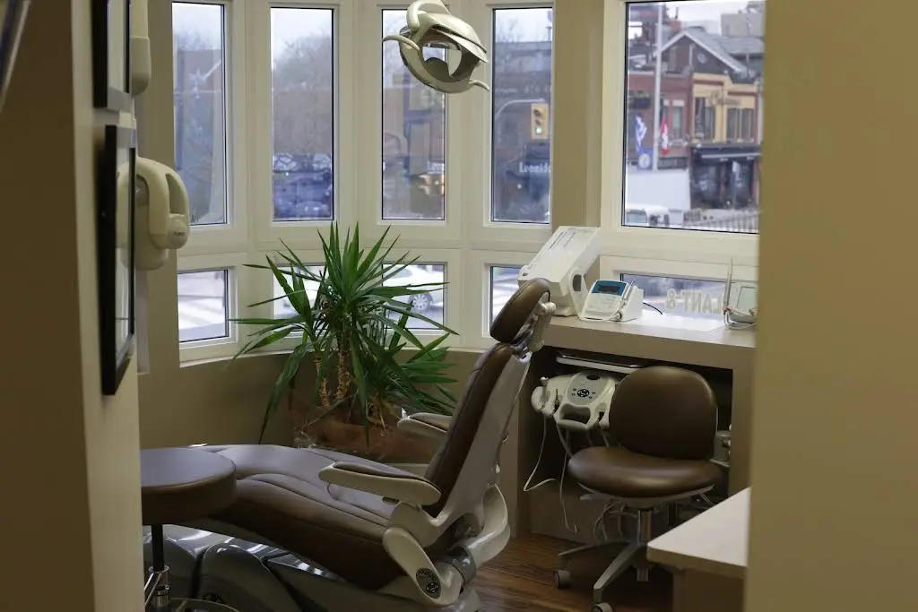 Smiles Plus Dental Centre