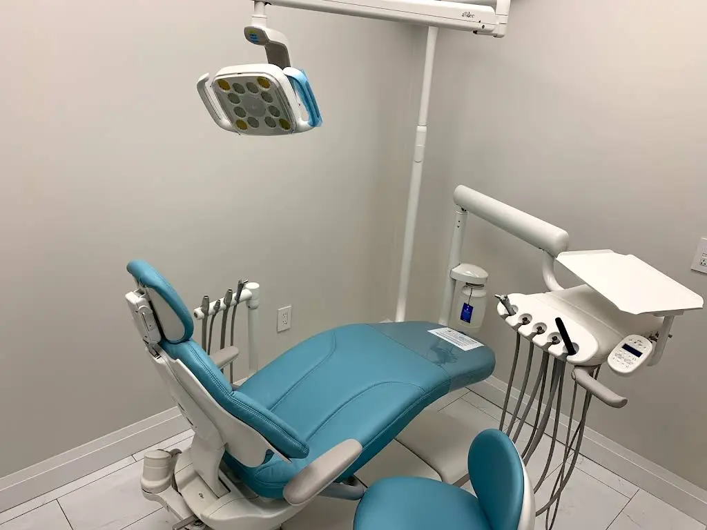 Diamond Dental Gerrard - Professional dental clinic exterior with modern facilities
