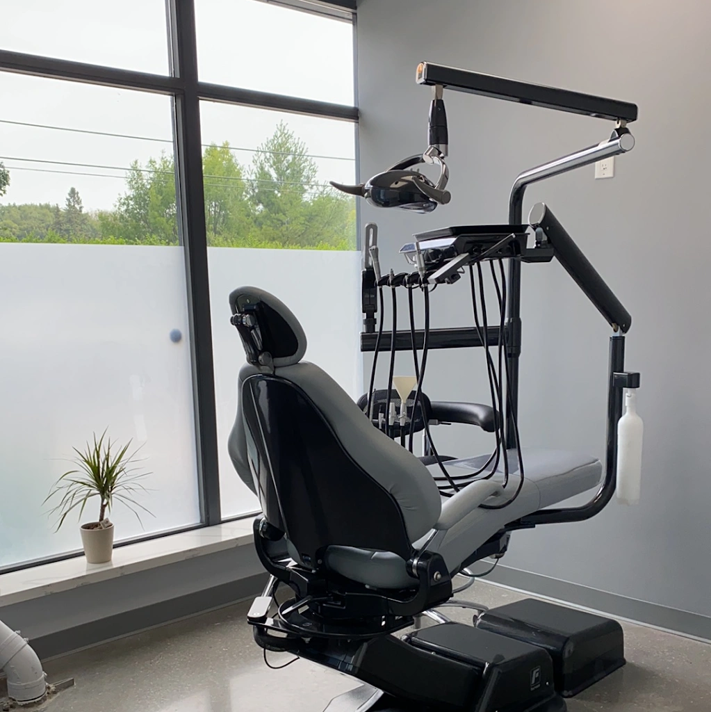 Birchcliff Dental - Professional dental clinic exterior with modern facilities