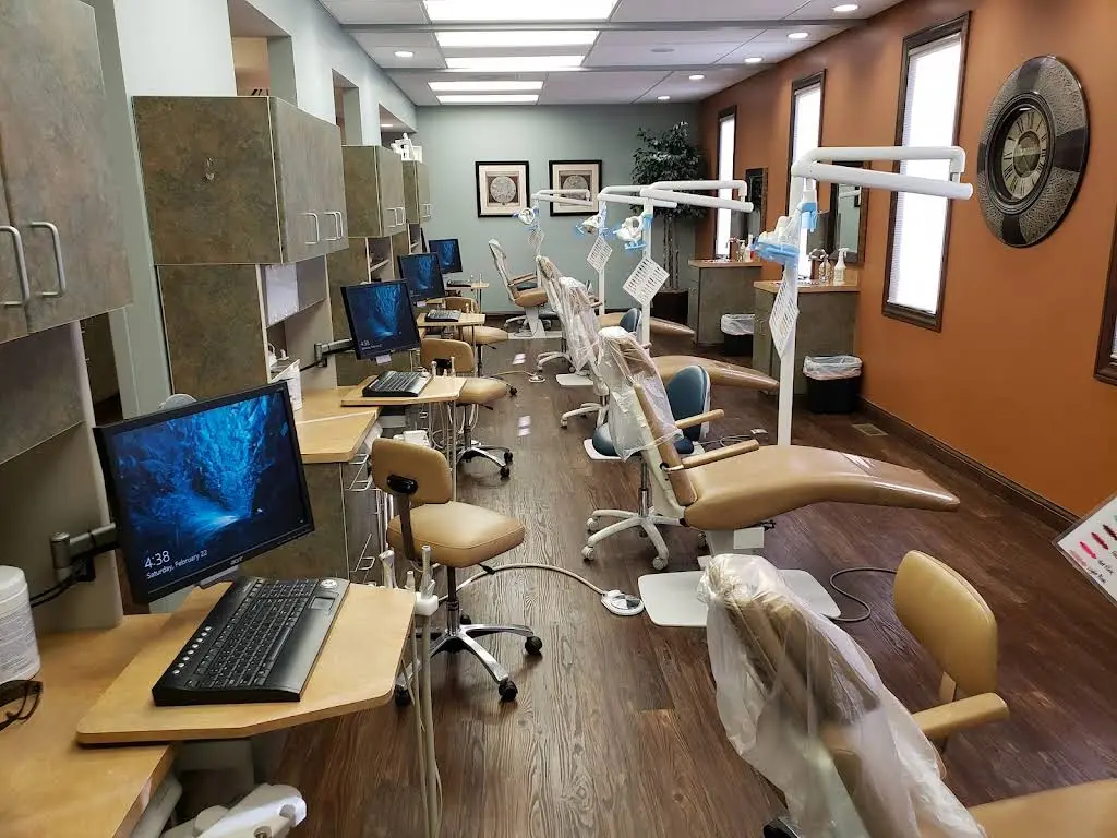 River's Edge Orthodontics: Brad A. Pendell, DDS, MS, LLC