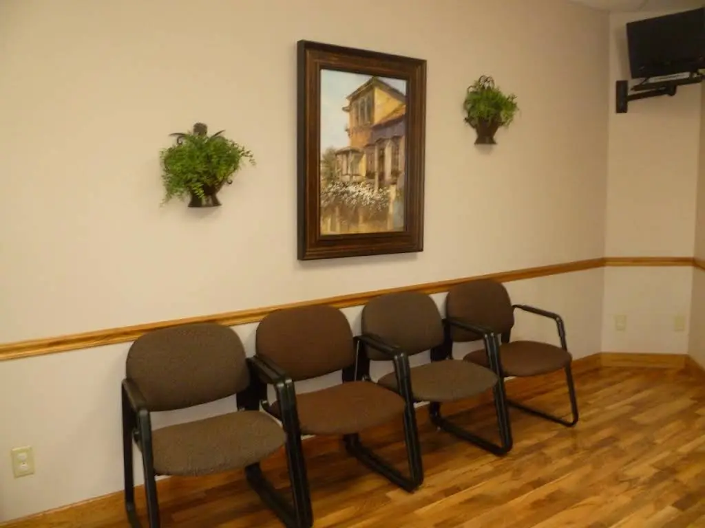 Family Dental Center: Douglas Brower, DDS