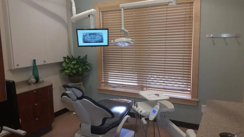 Twin Lakes Dental