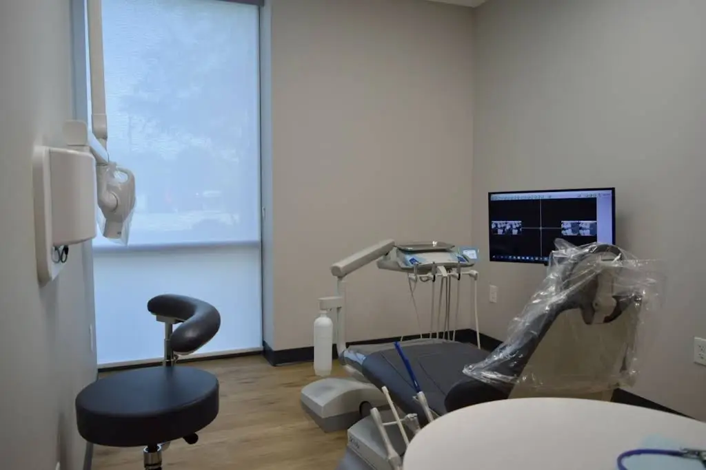 Luminous Dental